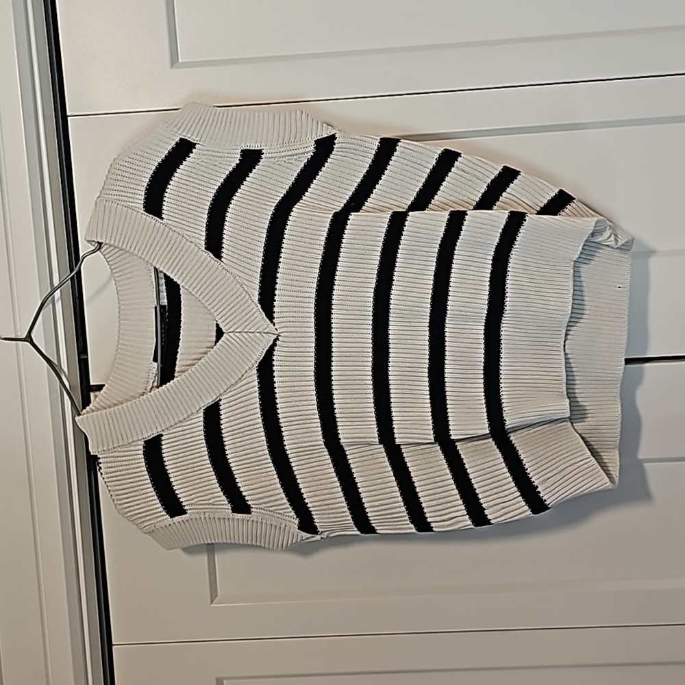 Deluc Sweater Vest